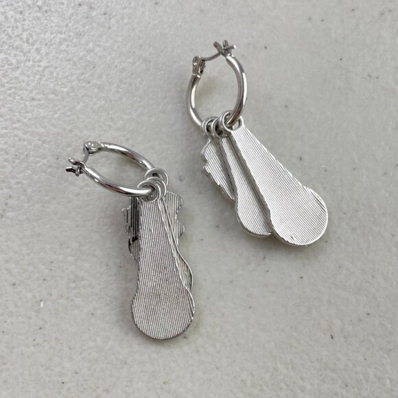 Vintage Snowman Layered Earrings Y2K enamel shimmery pierced winter holiday - Picture 4 of 4